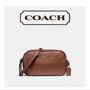 COACH CROSSBODY POUCH IN PEBBLE LEATHER